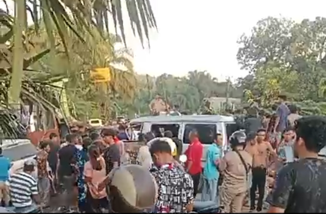 Akibat Rem blong,Tabrakan Beruntun,1Tewas 2 Orang Luka Berat